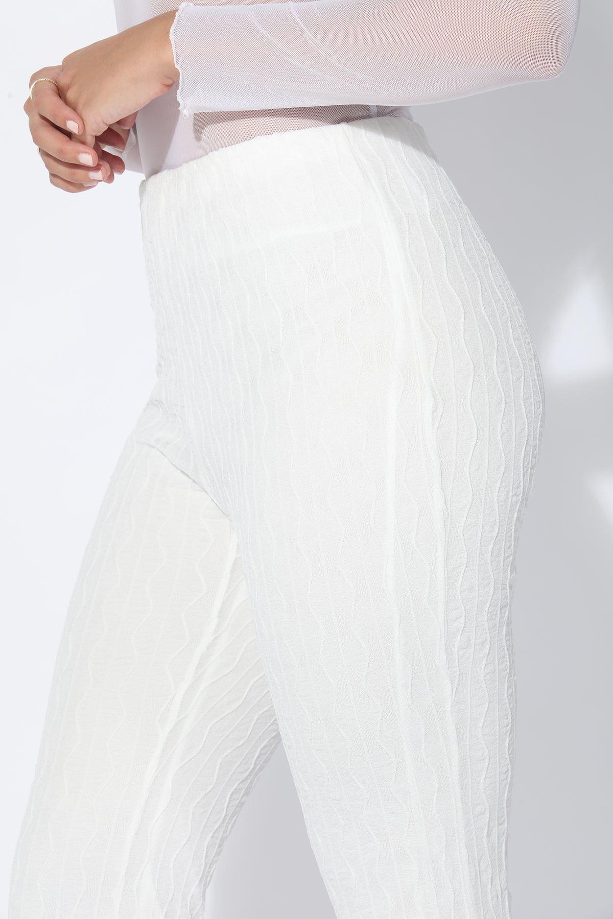 HIGH WAIST FLARE PANT | OFF WHITE