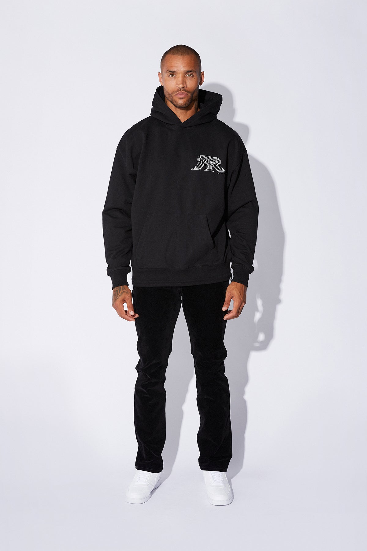 OVERSIZED HOODIE BLACK NO IDEA