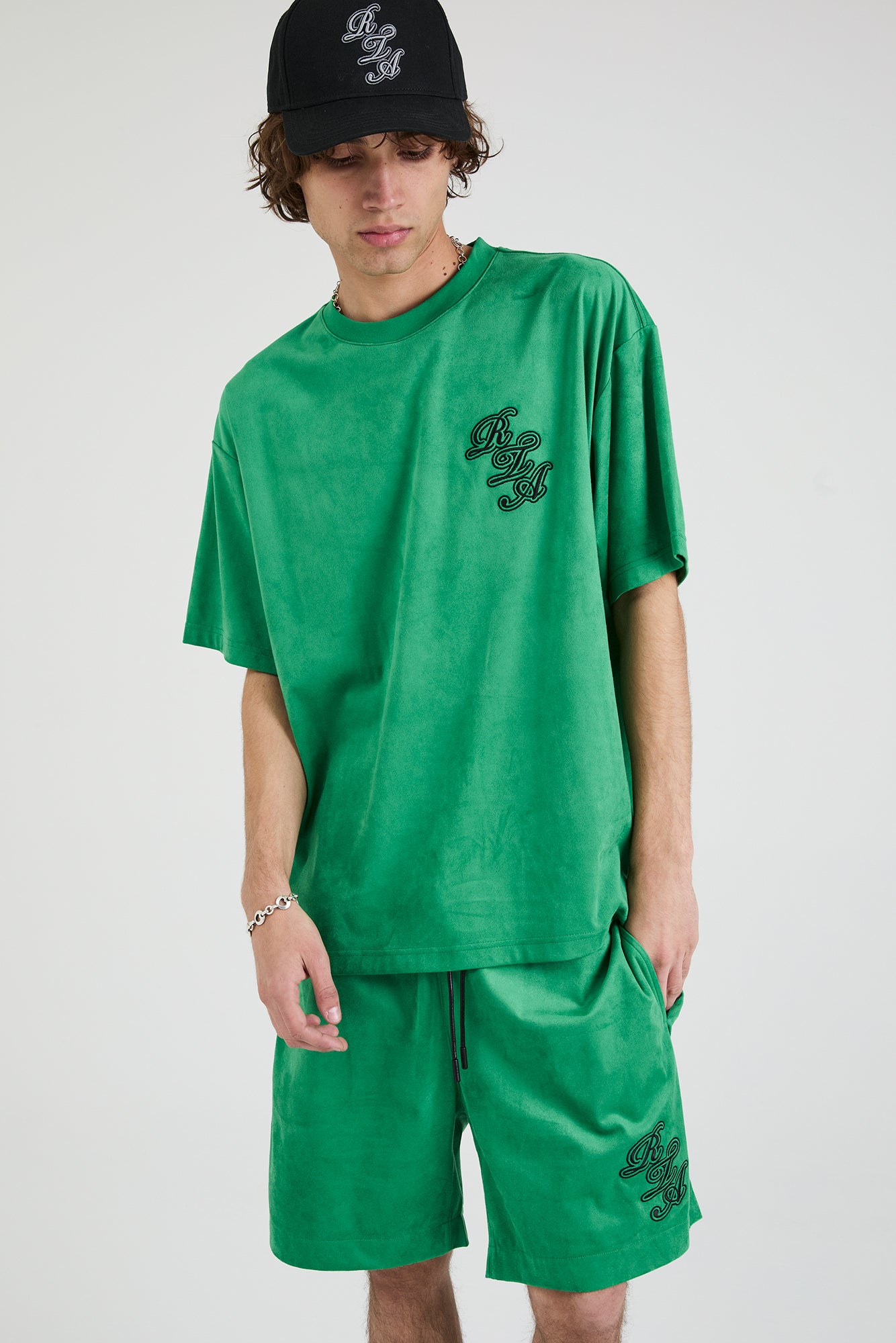 COLIN OVERSIZED SHORT SLEEVE TEE | GREEN SCRIPT LOGO