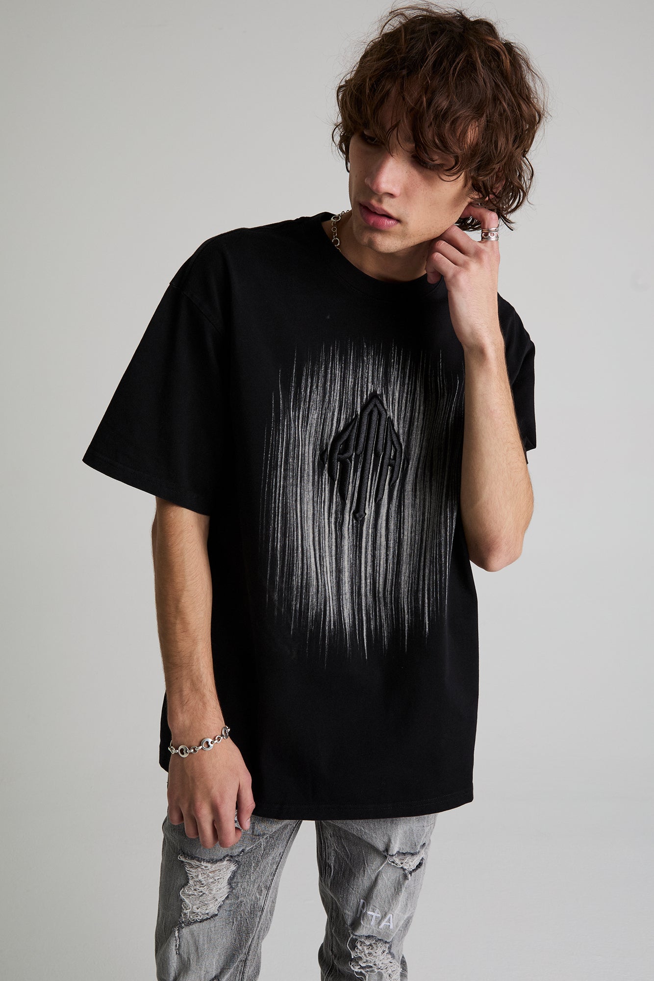 COLIN OVERSIZED SHORT SLEEVE TEE | BLACK ETCHED MONOGRAM