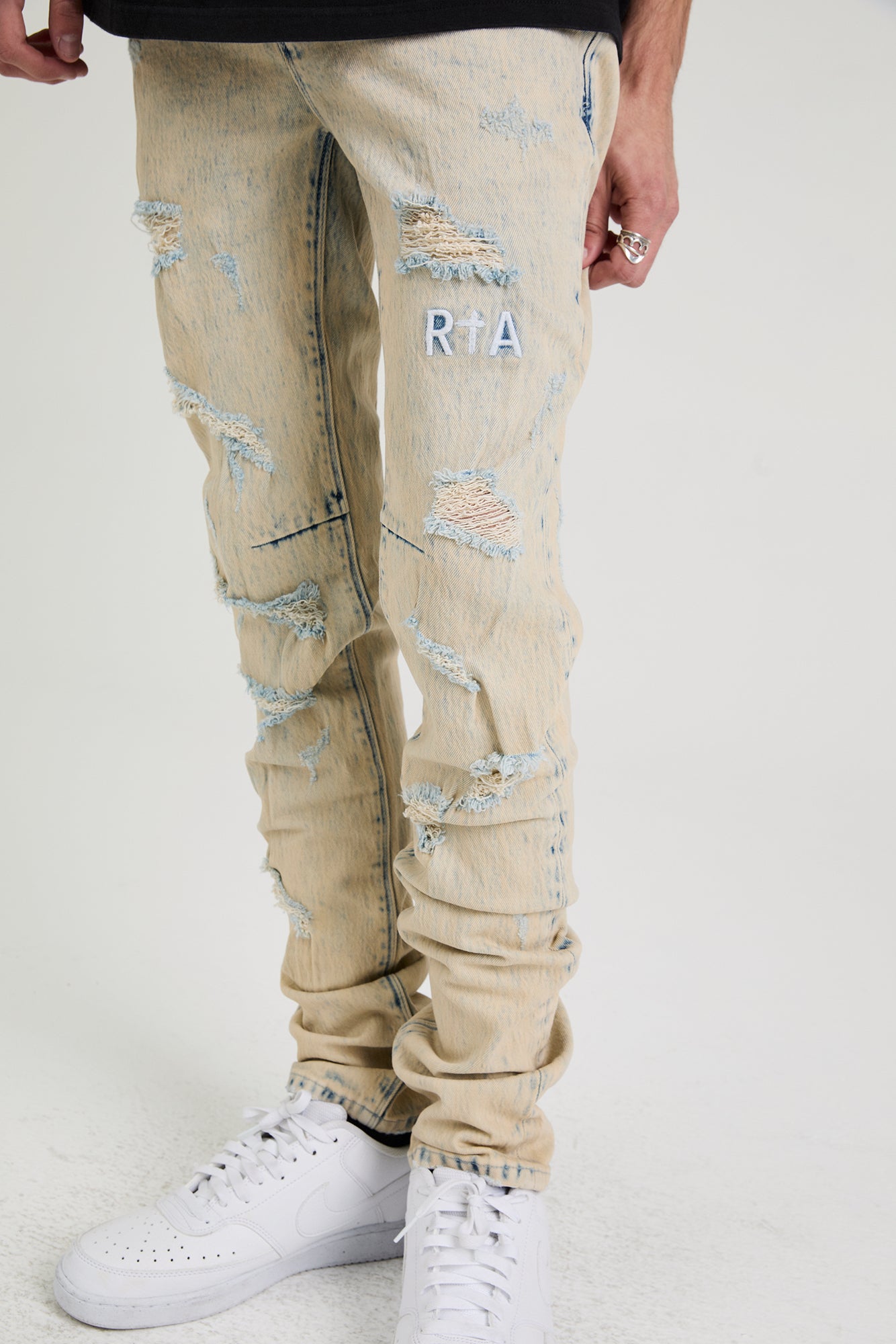 CLAYTON SKINNY JEAN | MOONSTONE