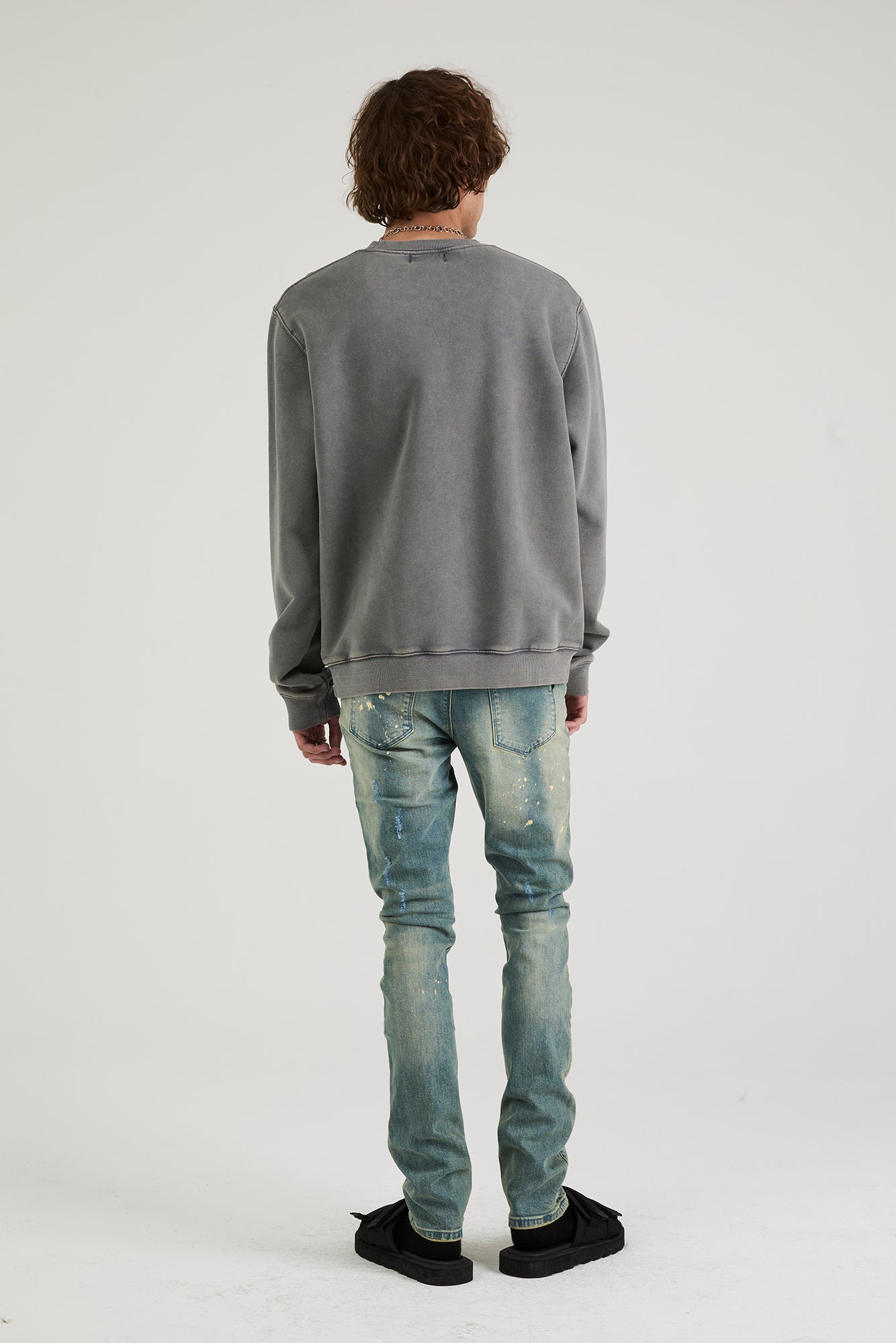 CHARLES SWEATSHIRT | STONE CRACKED LOGO