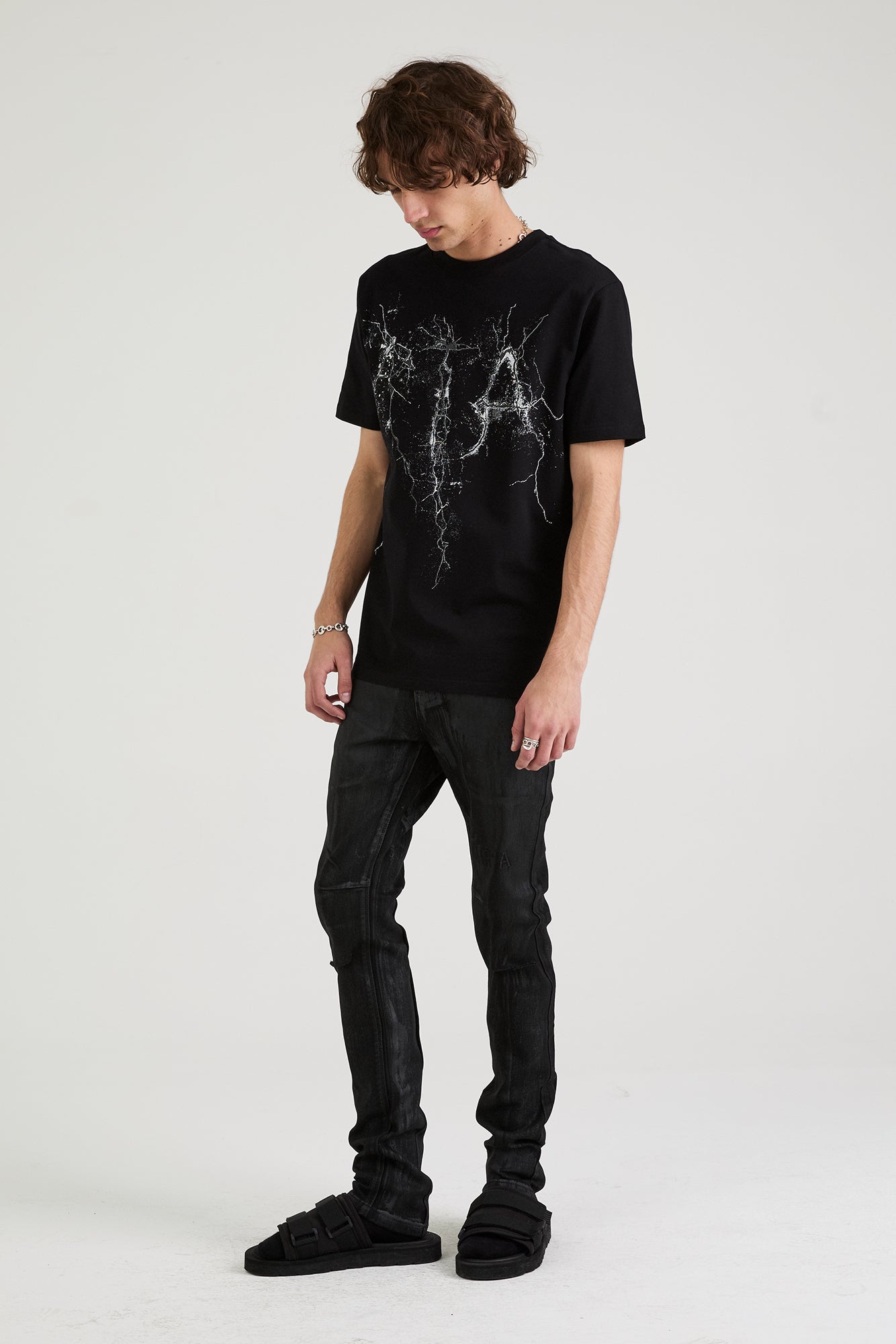 LIAM SHORT SLEEVE TEE | BLACK CRACKED LOGO