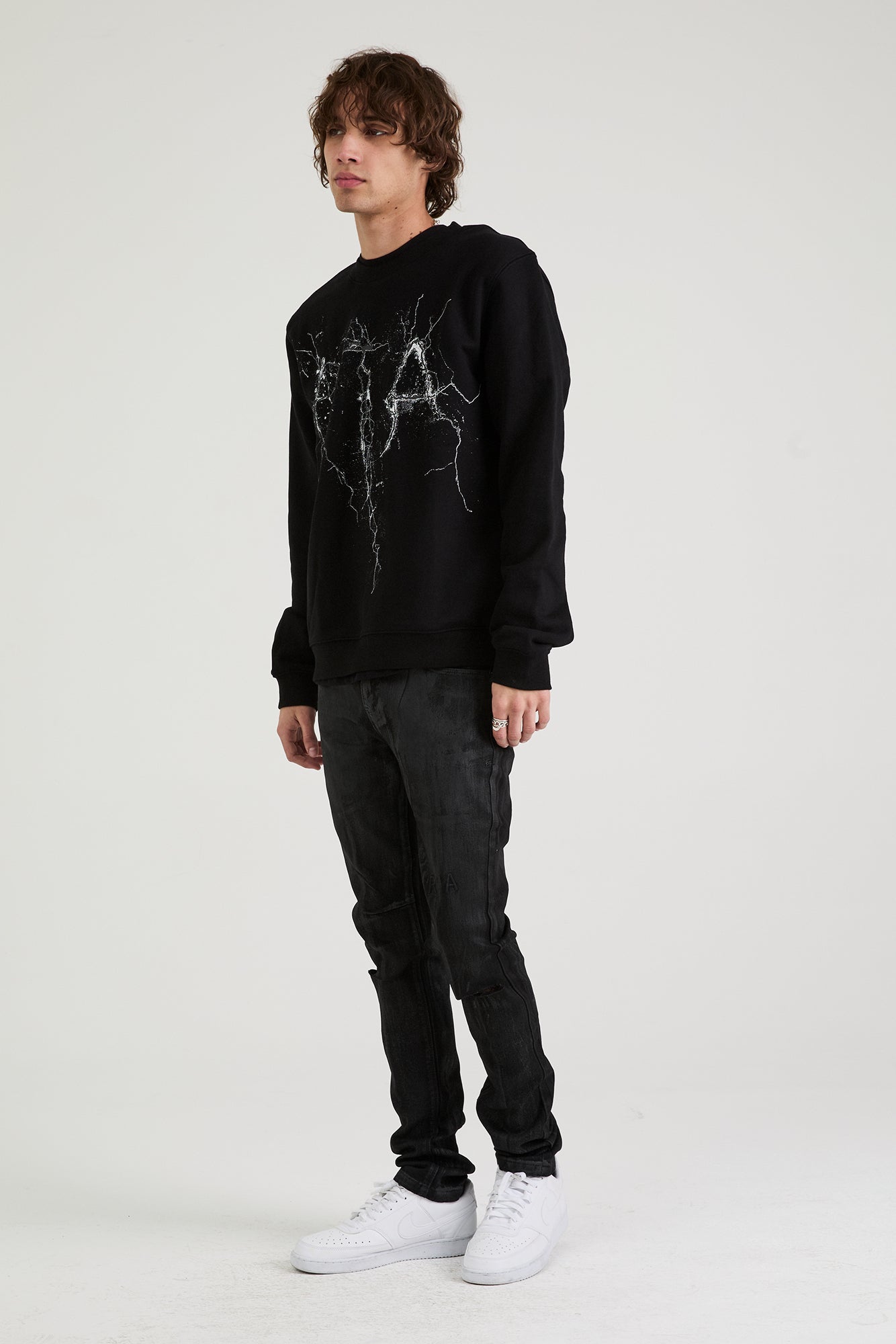 CHARLES SWEATSHIRT | BLACK CRACKED LOGO