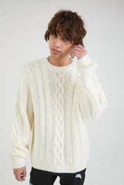 ETHAN | WHITE CABLE KNIT