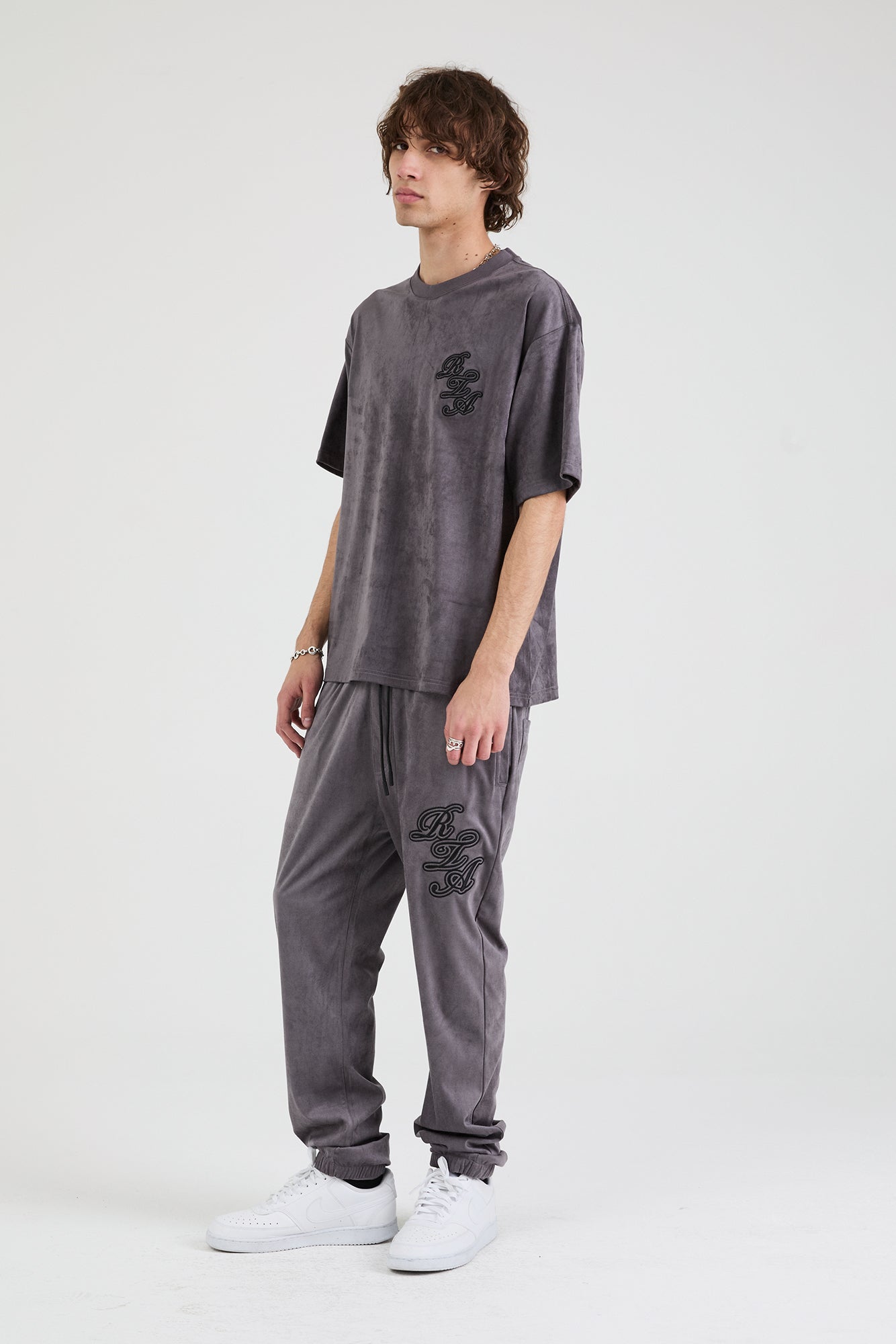 OWEN SWEATPANT | STONE SCRIPT LOGO