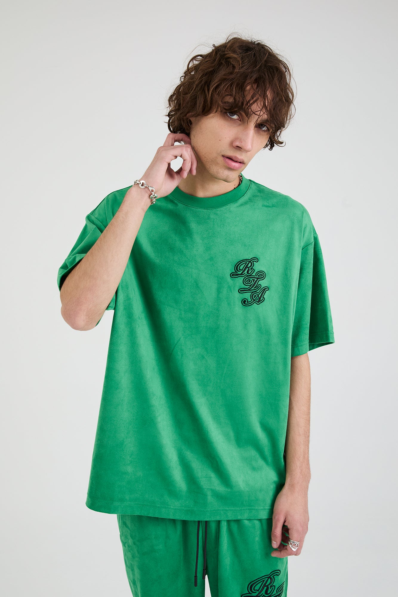 COLIN OVERSIZED SHORT SLEEVE TEE | GREEN SCRIPT LOGO