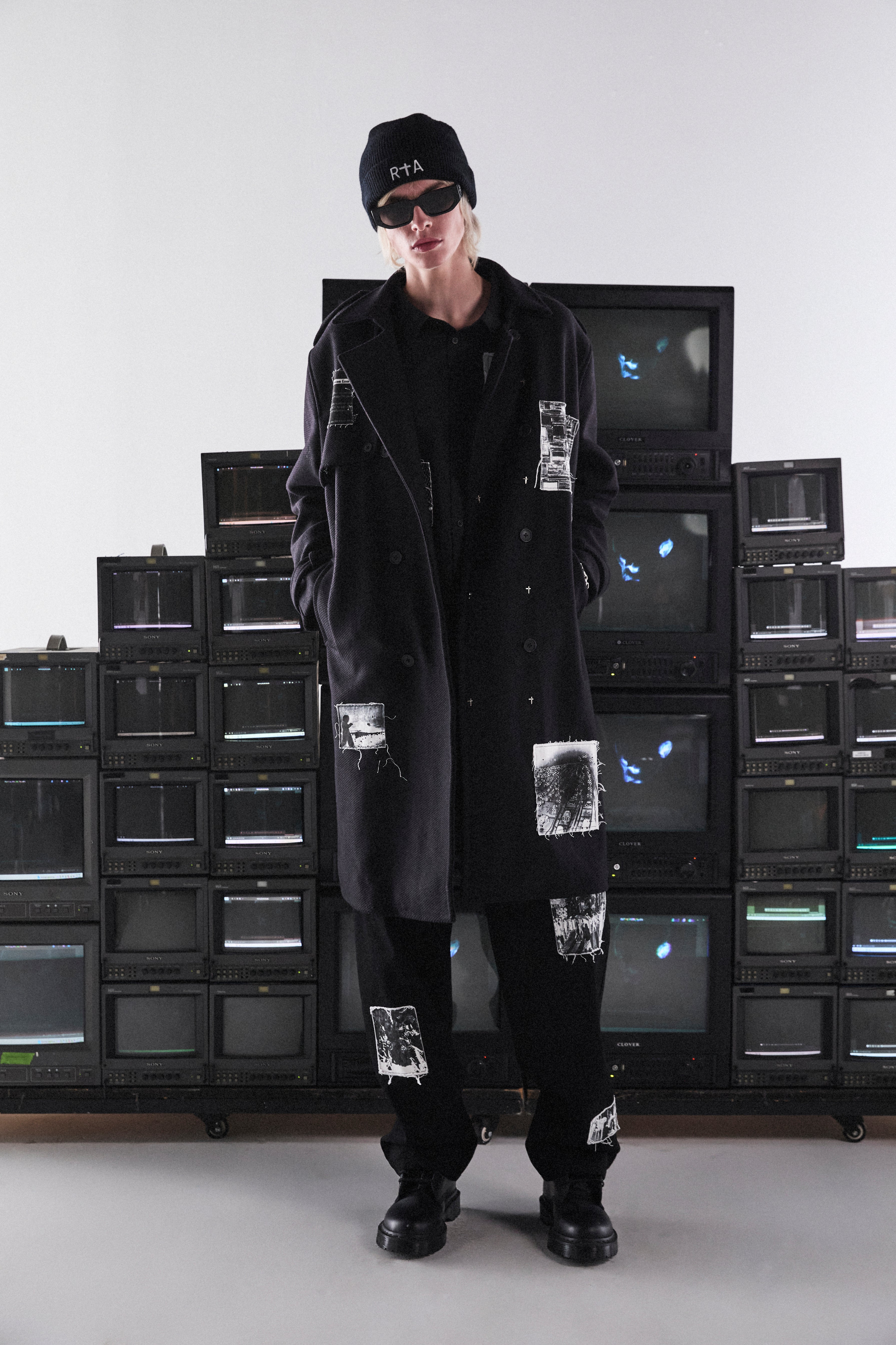 JULIAN TRENCH COAT | BLACK VINTAGE PATCH