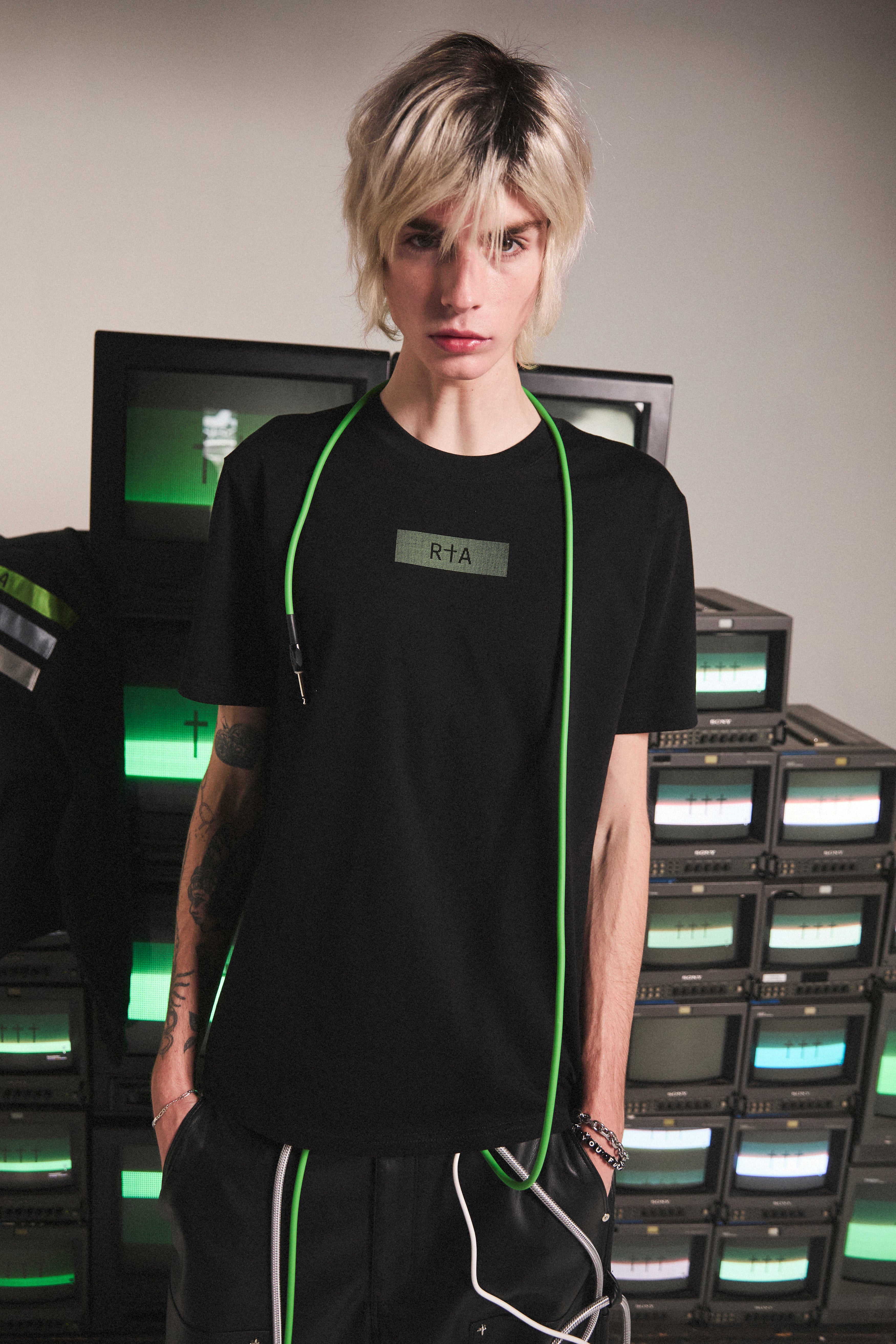 LIAM SHORT SLEEVE TEE | BLACK BINARY LOGO