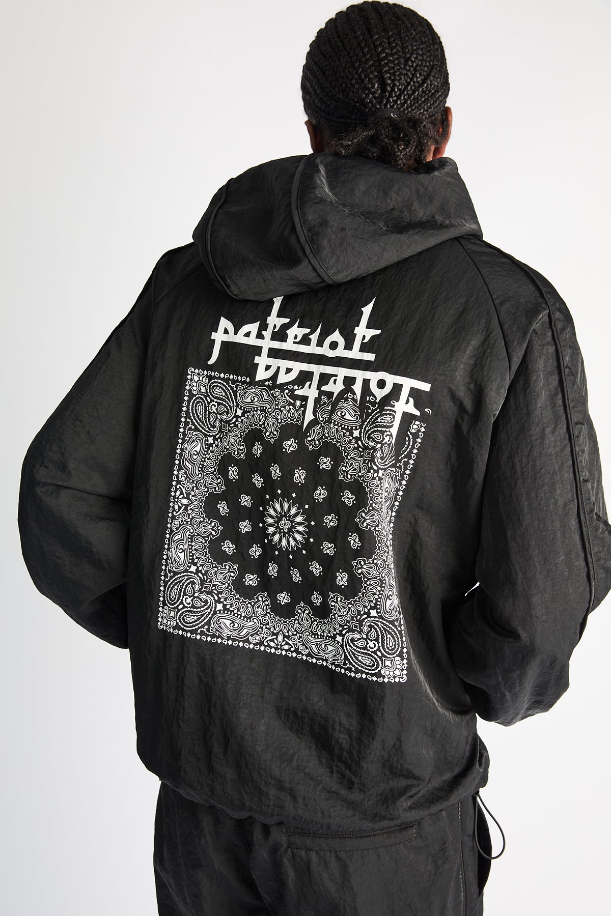  ウィンドブレーカー 2XL ブラック スポンサーロゴ入り Men's Black Paisley Windbreaker Jacket | RTA