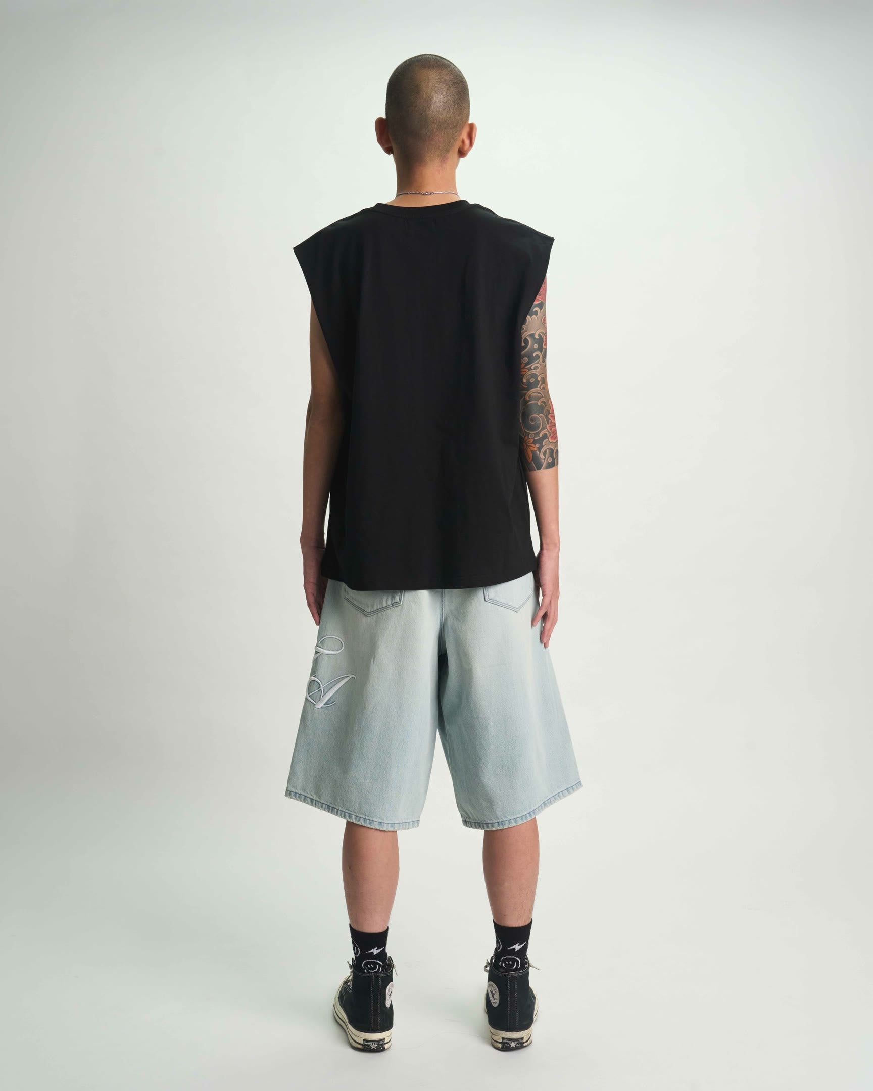 Soft Horizon Gustavo Shorts with Cursive Detail - Full Body Back | RTA
