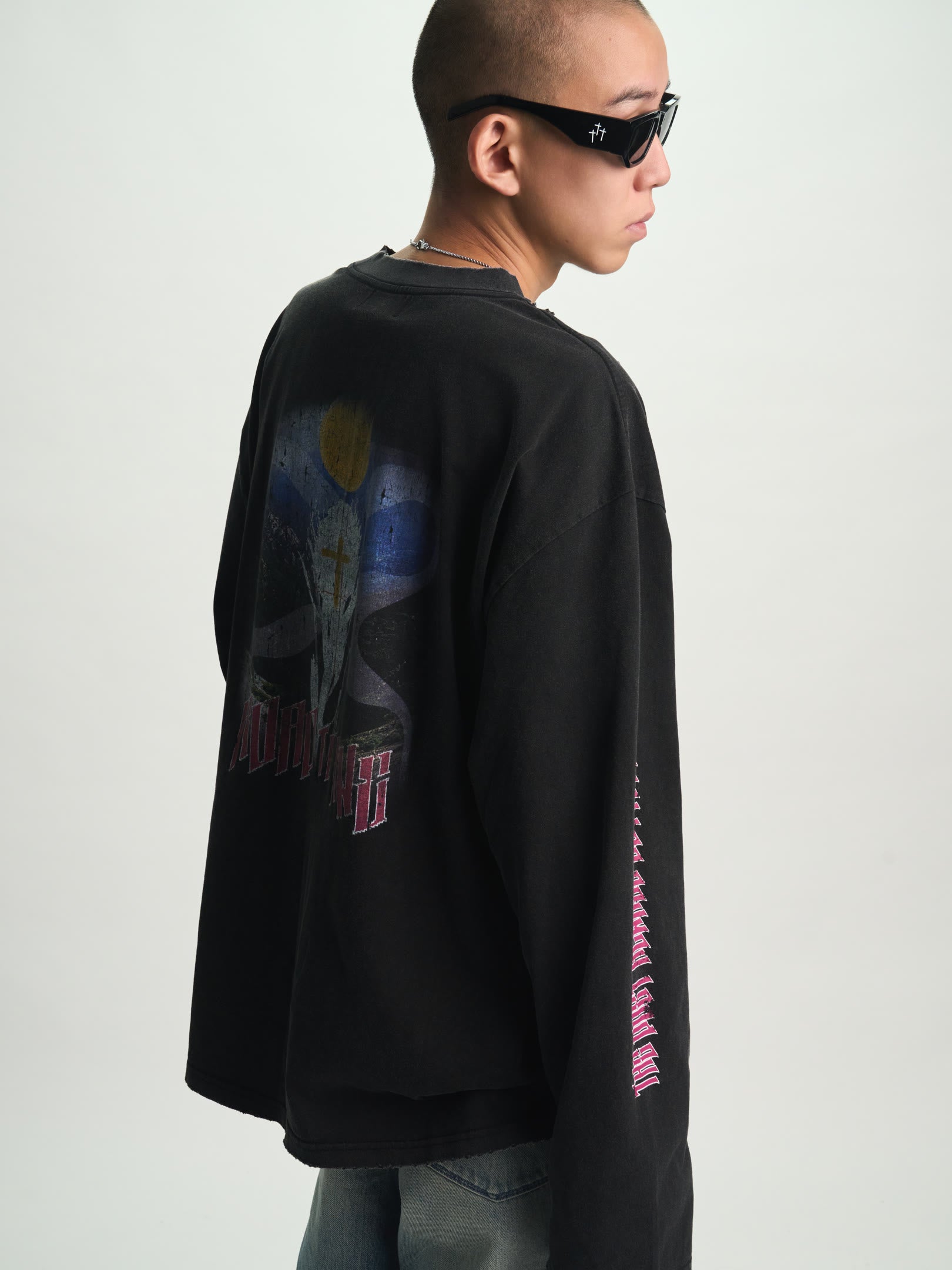 MARCEAU OVERSIZED LONG SLEEVE TEE | BLACK SCENERY