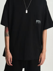 BASTIEN POCKET TEE | BLACK SPIKED R