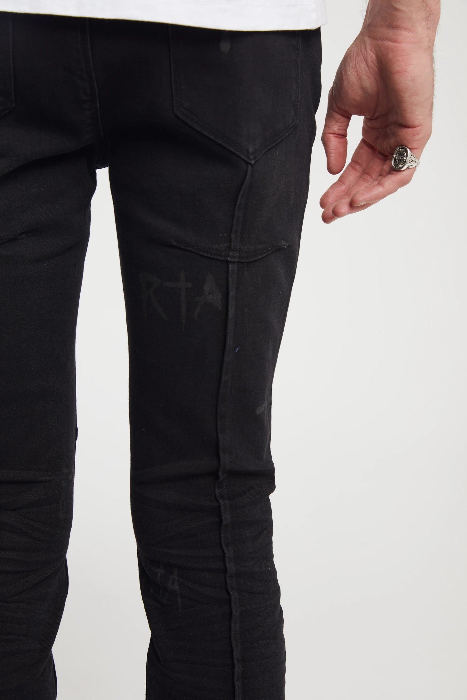 CLAYTON | CHARCOAL CROSSES DISTRESSED