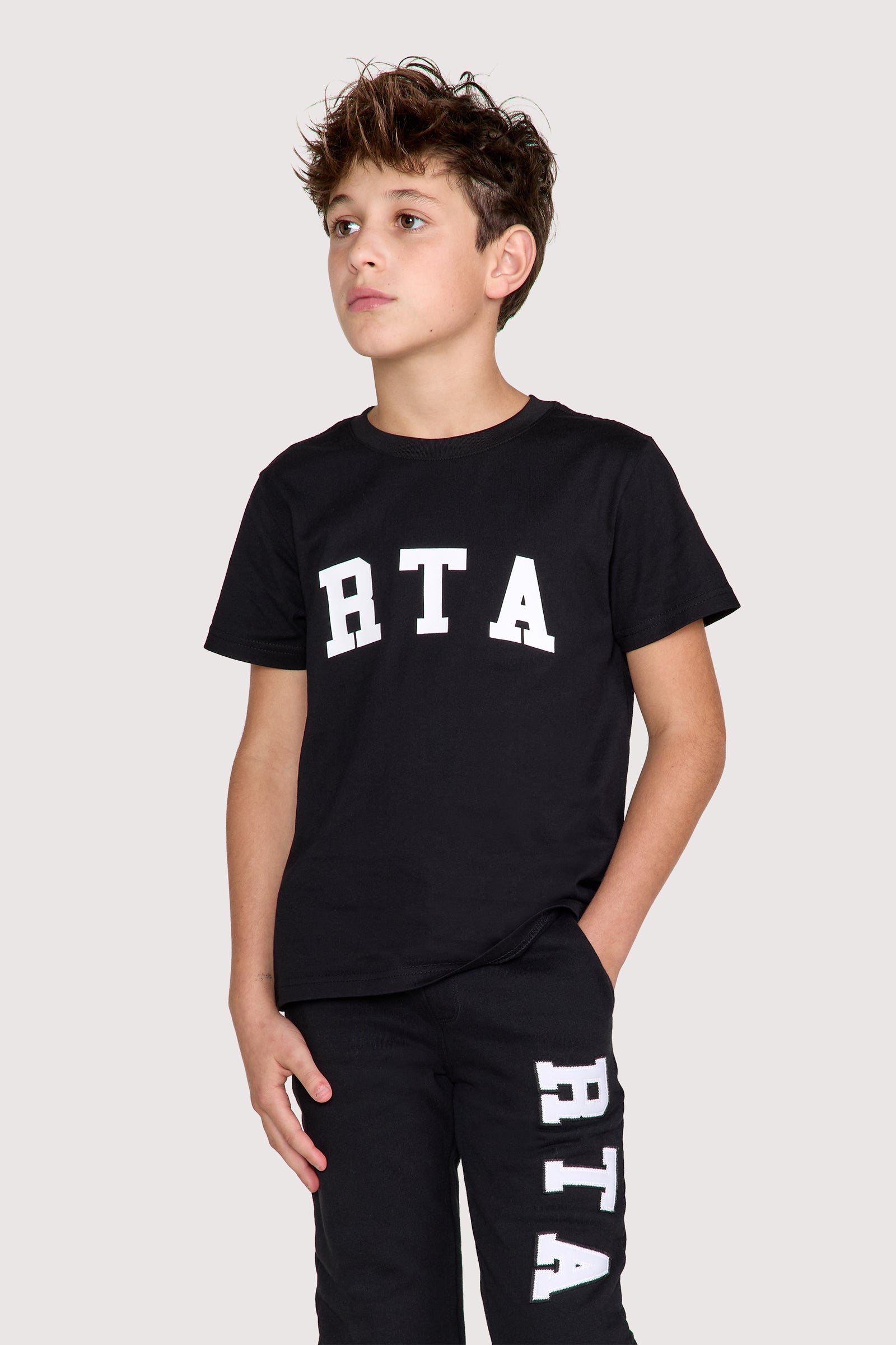 KIDS LAWSON SHORT SLEEVE TEE | BLACK COLLEGIATE