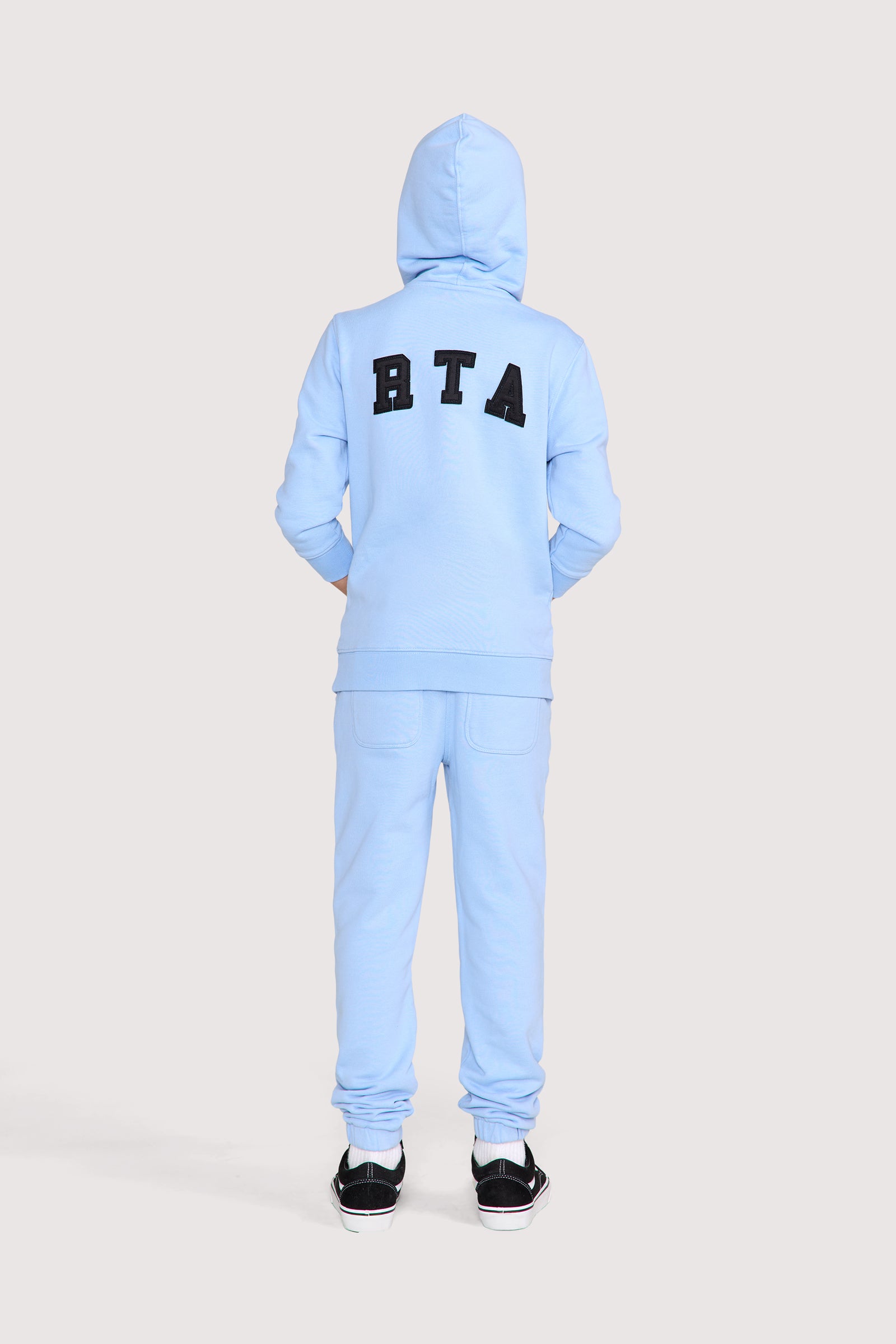 KIDS EWAN SWEATPANT | BLUE COLLEGIATE