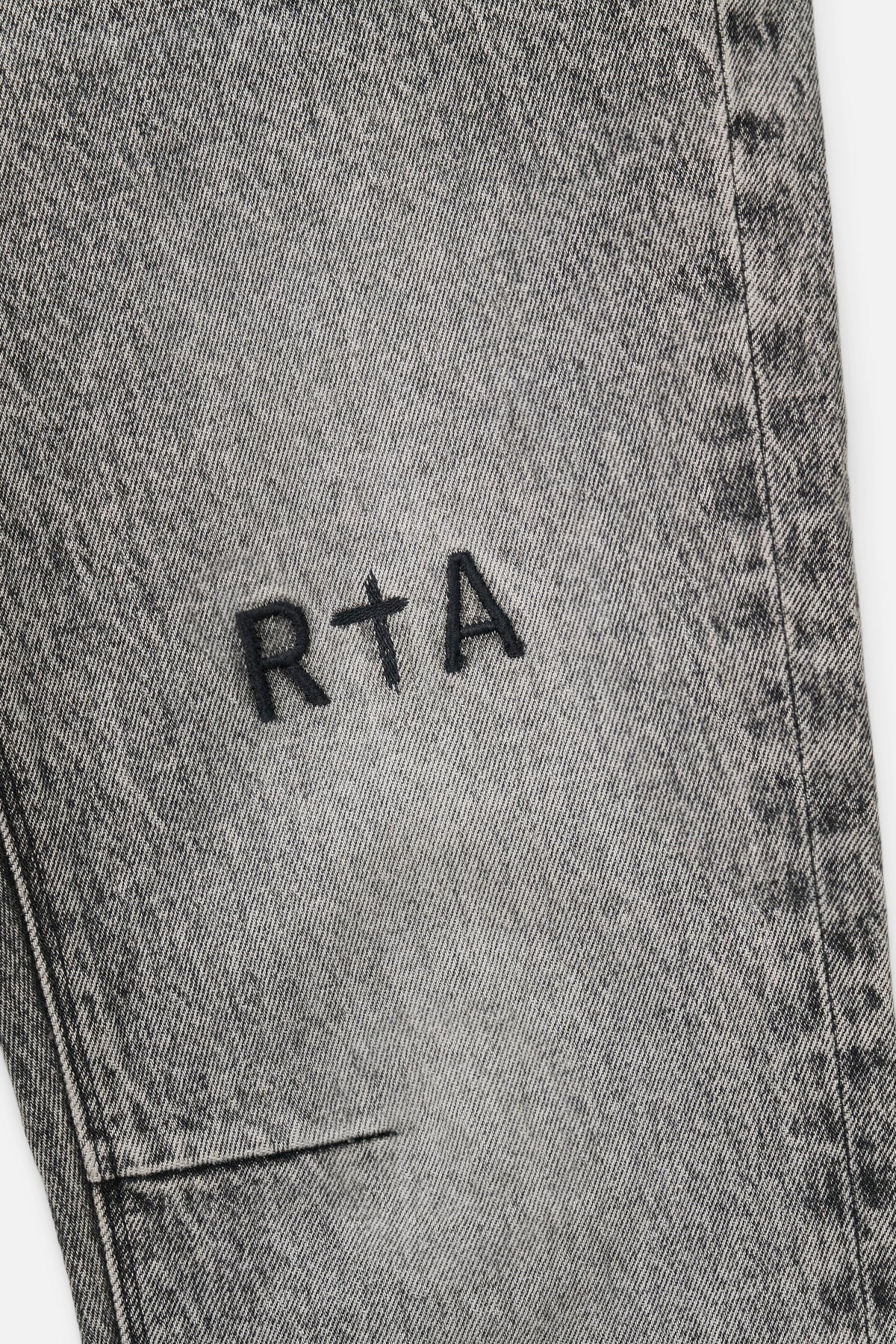 RTA Logo Embroidery Detail - Front Thigh | RTA