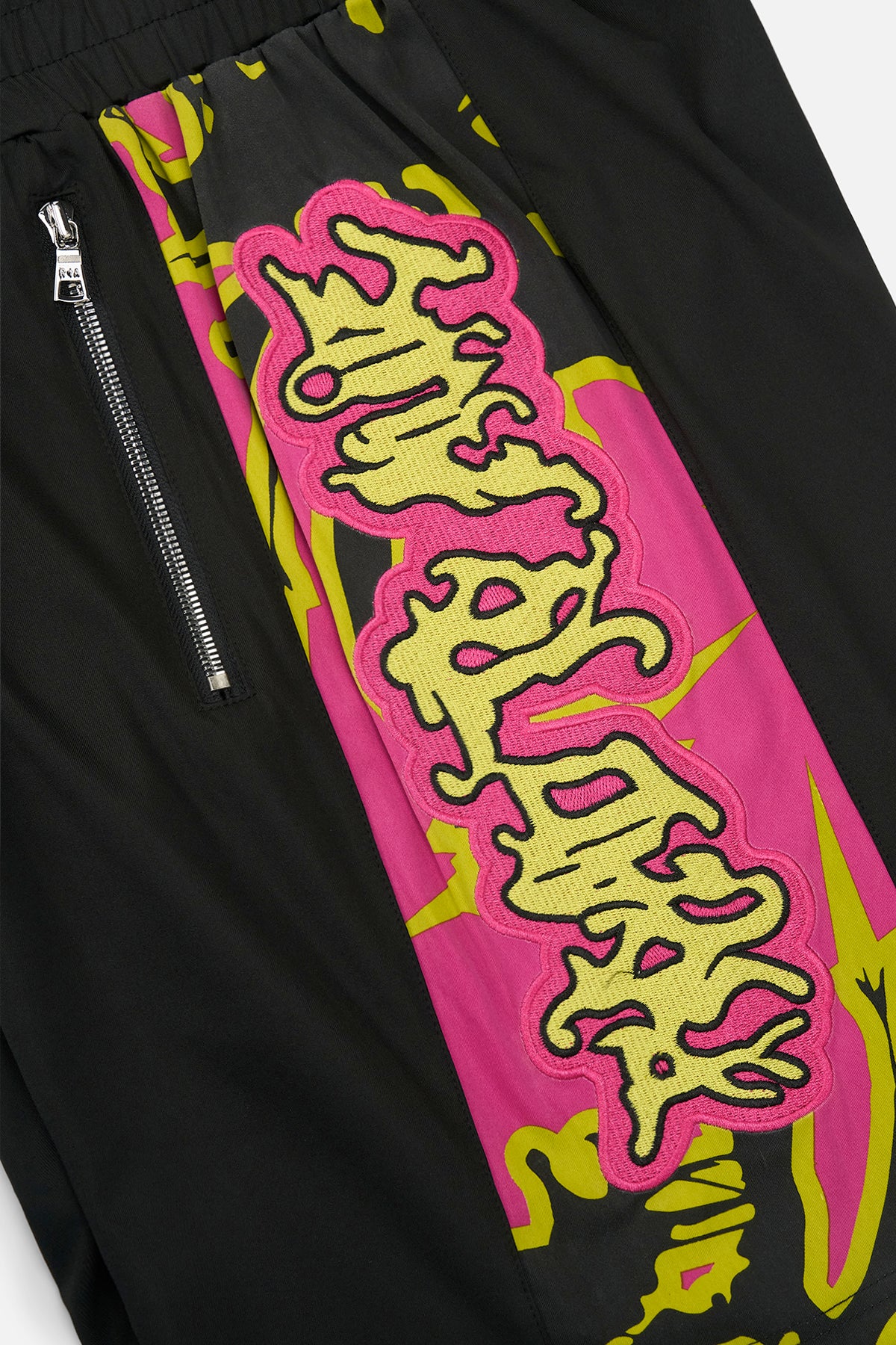 UDO BOXING SHORT | BLACK FUCHSIA BEETLE