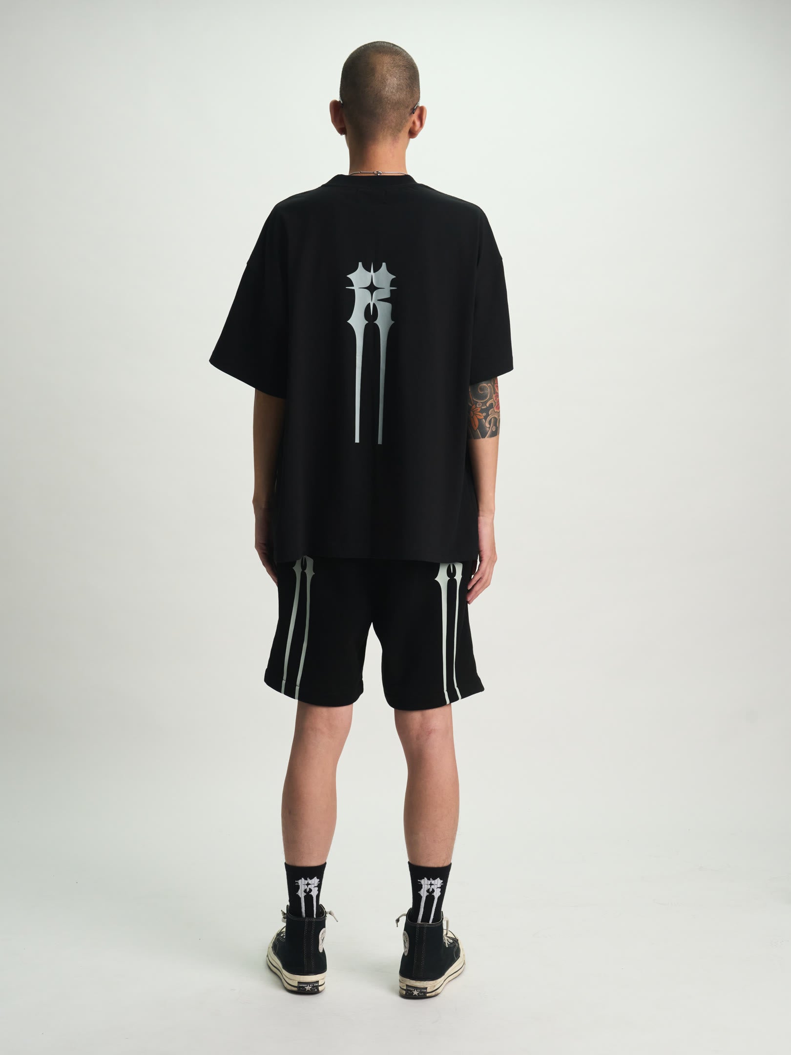 CLYDE SHORT | BLACK RAZOR R