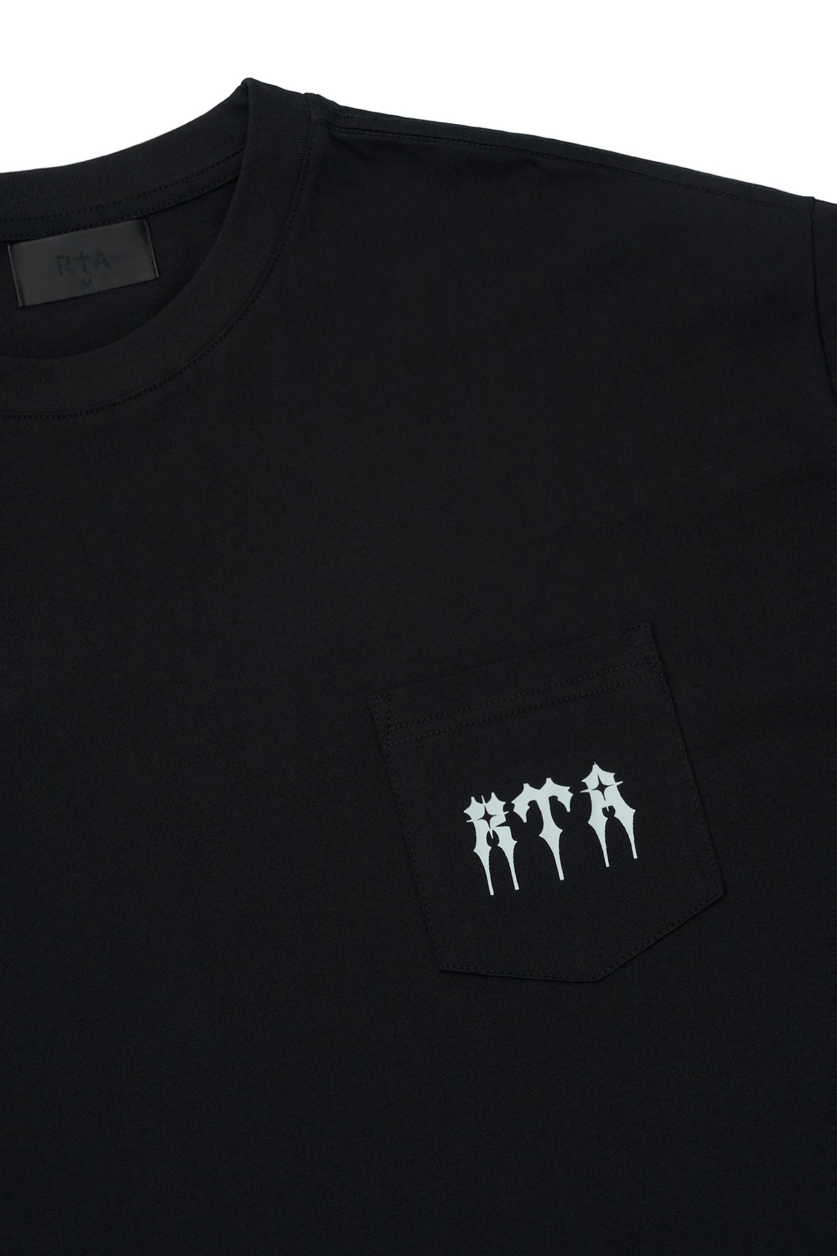 BASTIEN POCKET TEE | BLACK SPIKED R