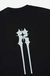 BASTIEN POCKET TEE | BLACK SPIKED R