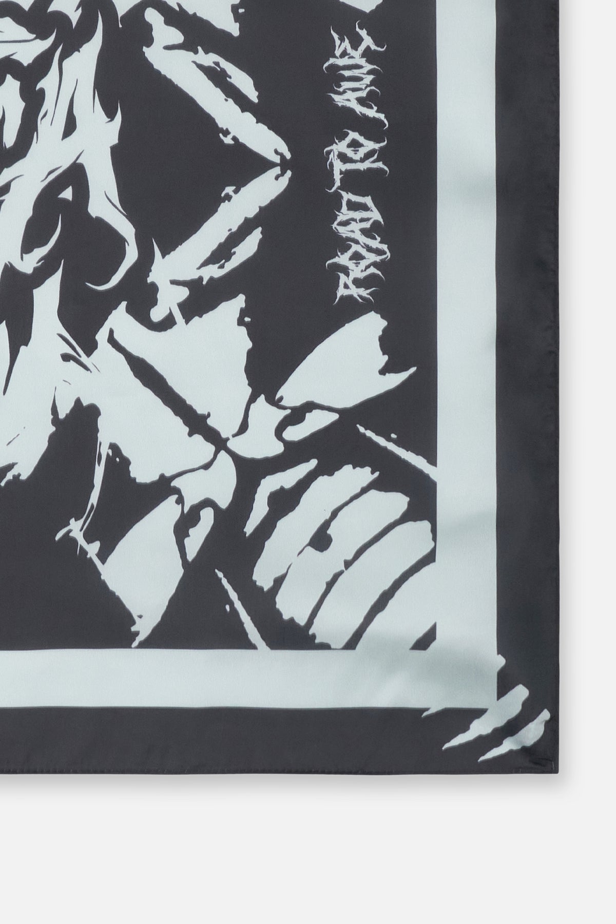 LEV BANDANA | BLACK SMOKE BEETLE
