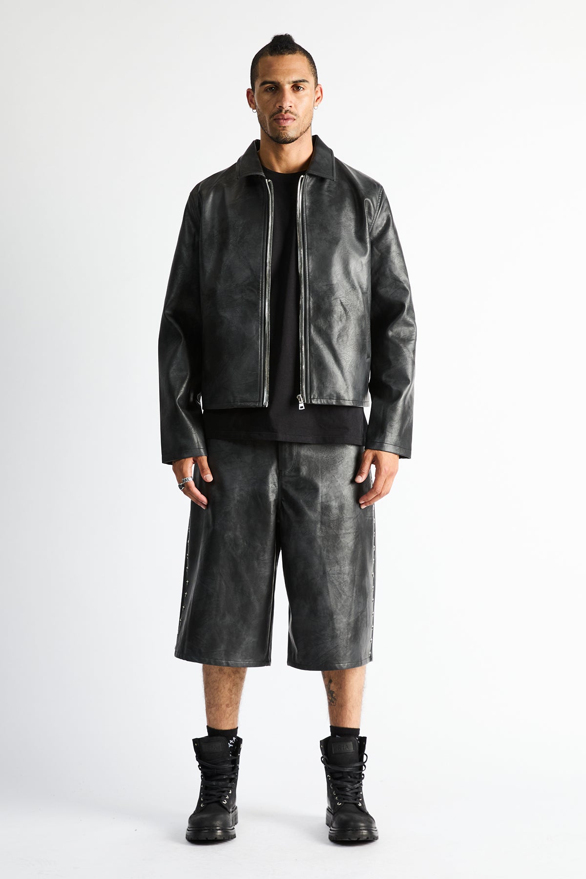 Gustavo Bermuda Shorts Vintage Black - On Model Front View, Cross Rivet Side Seam Detail | RTA