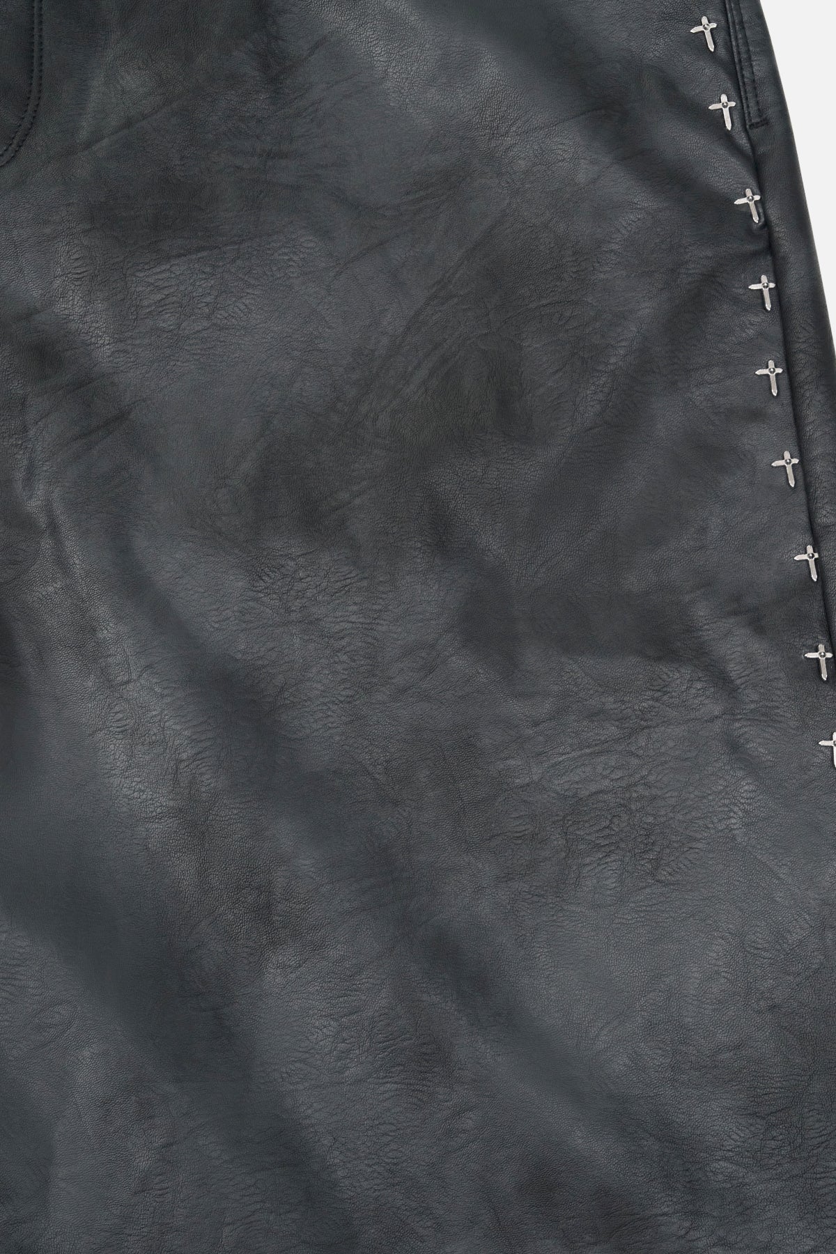 GUSTAVO BERMUDA SHORTS | VINTAGE BLACK VINTAGE BLACK / 33