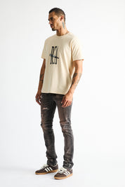 LIAM SHORT SLEEVE TEE | BONE CURVA PHOTO