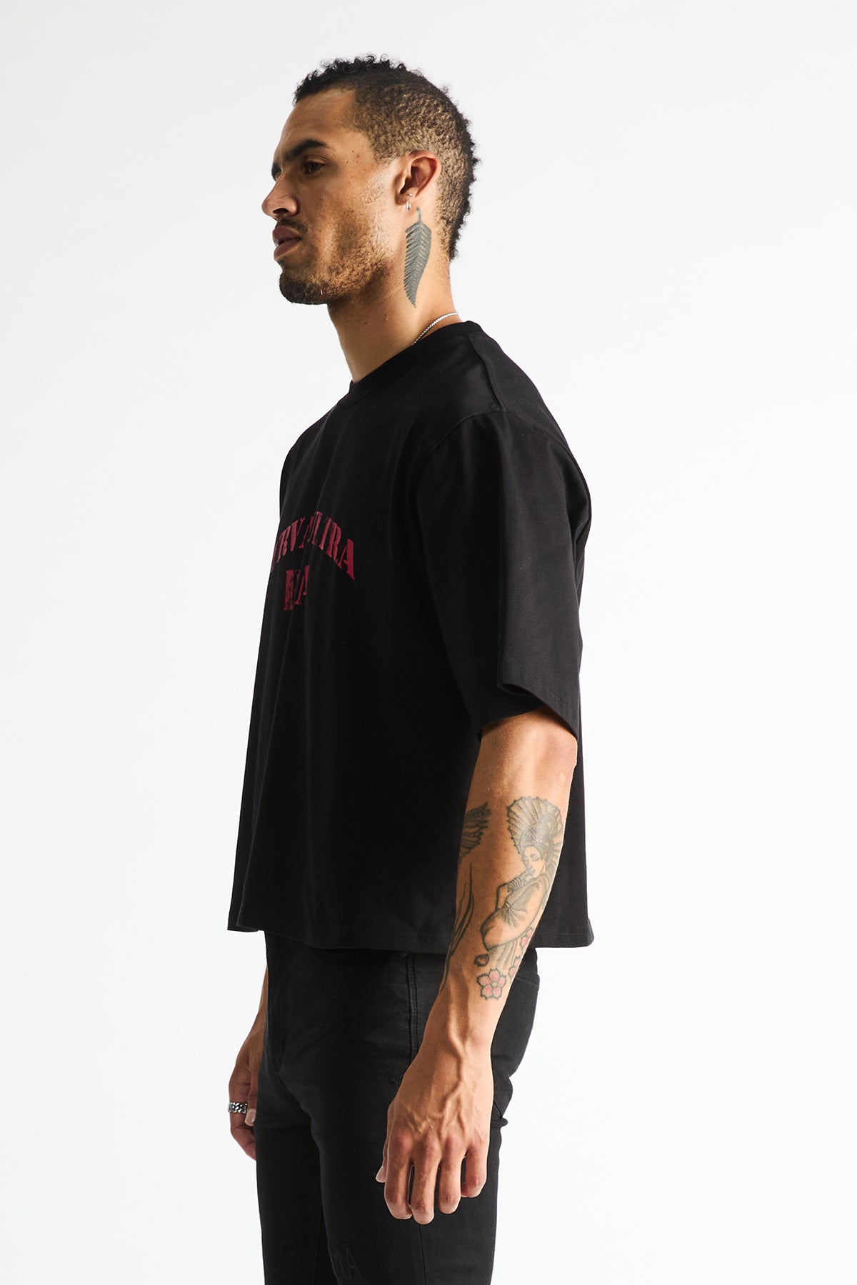 AUSTIN CROPPED OVERSIZED TEE | BLACK CURVA ULTRA