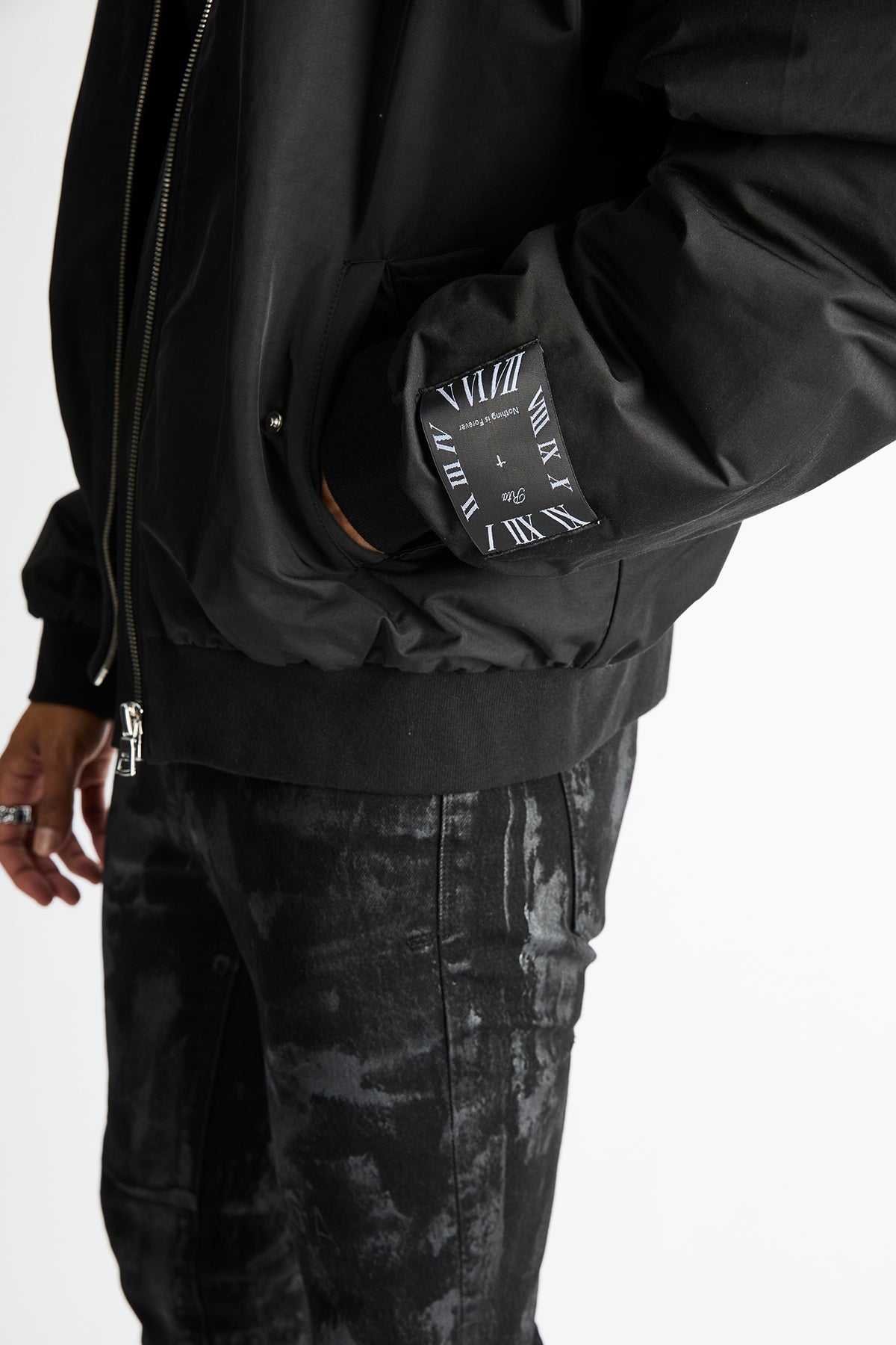 ROWAN HALF HALF BOMBER | BLACK