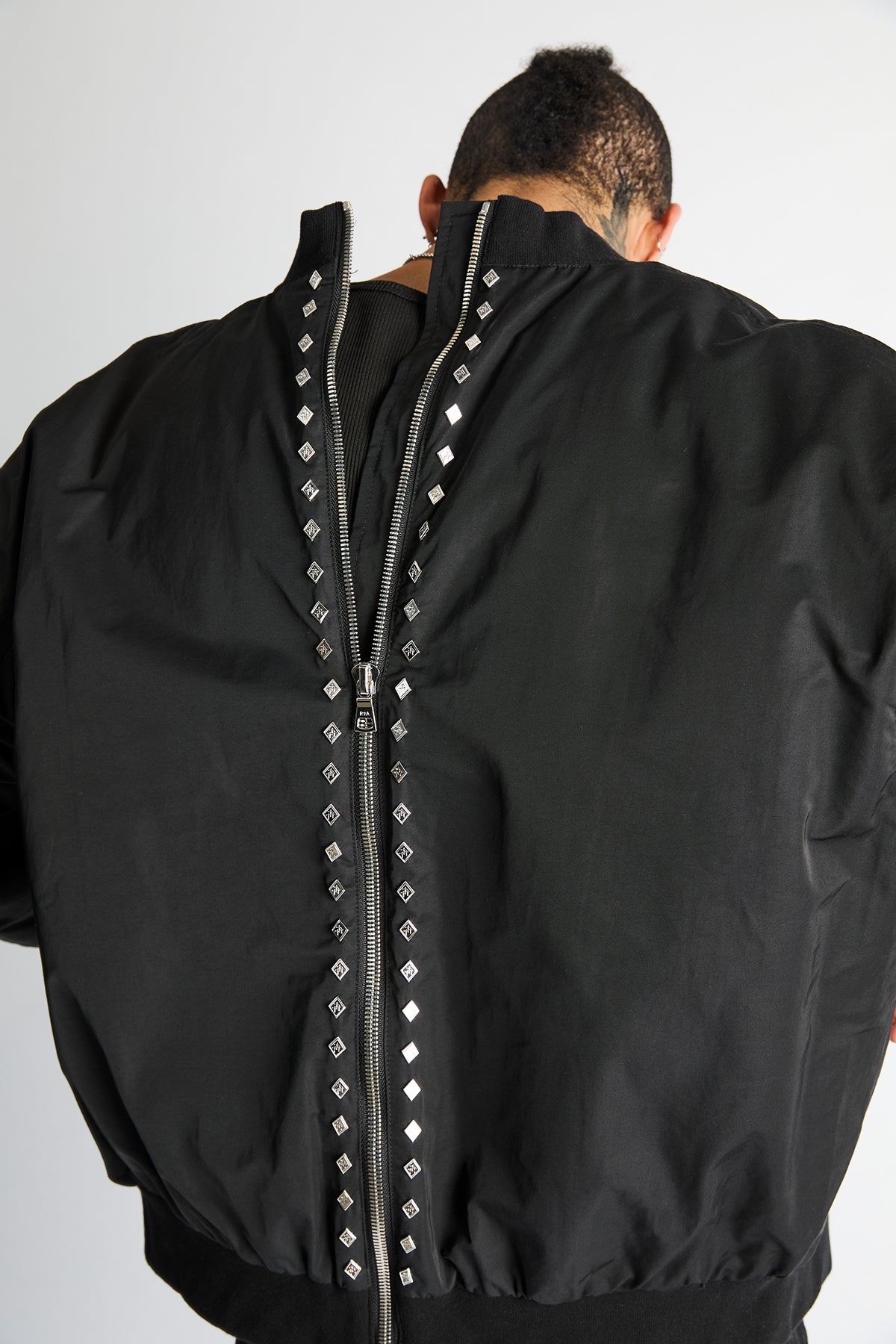 ROWAN HALF HALF BOMBER | BLACK