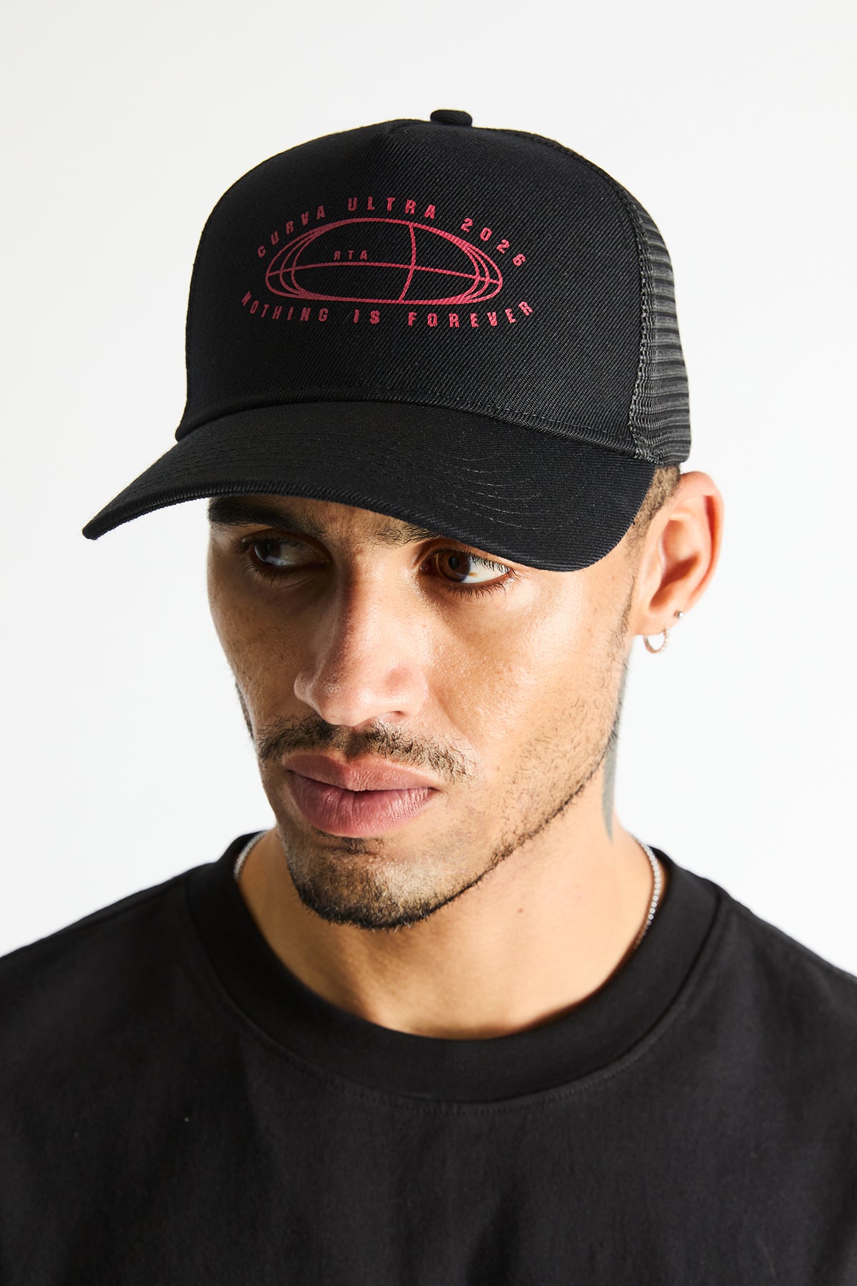 GIDEON TRUCKER HAT | BLACK GLOBE