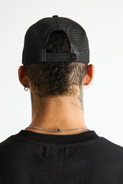 GIDEON TRUCKER HAT | BLACK GLOBE