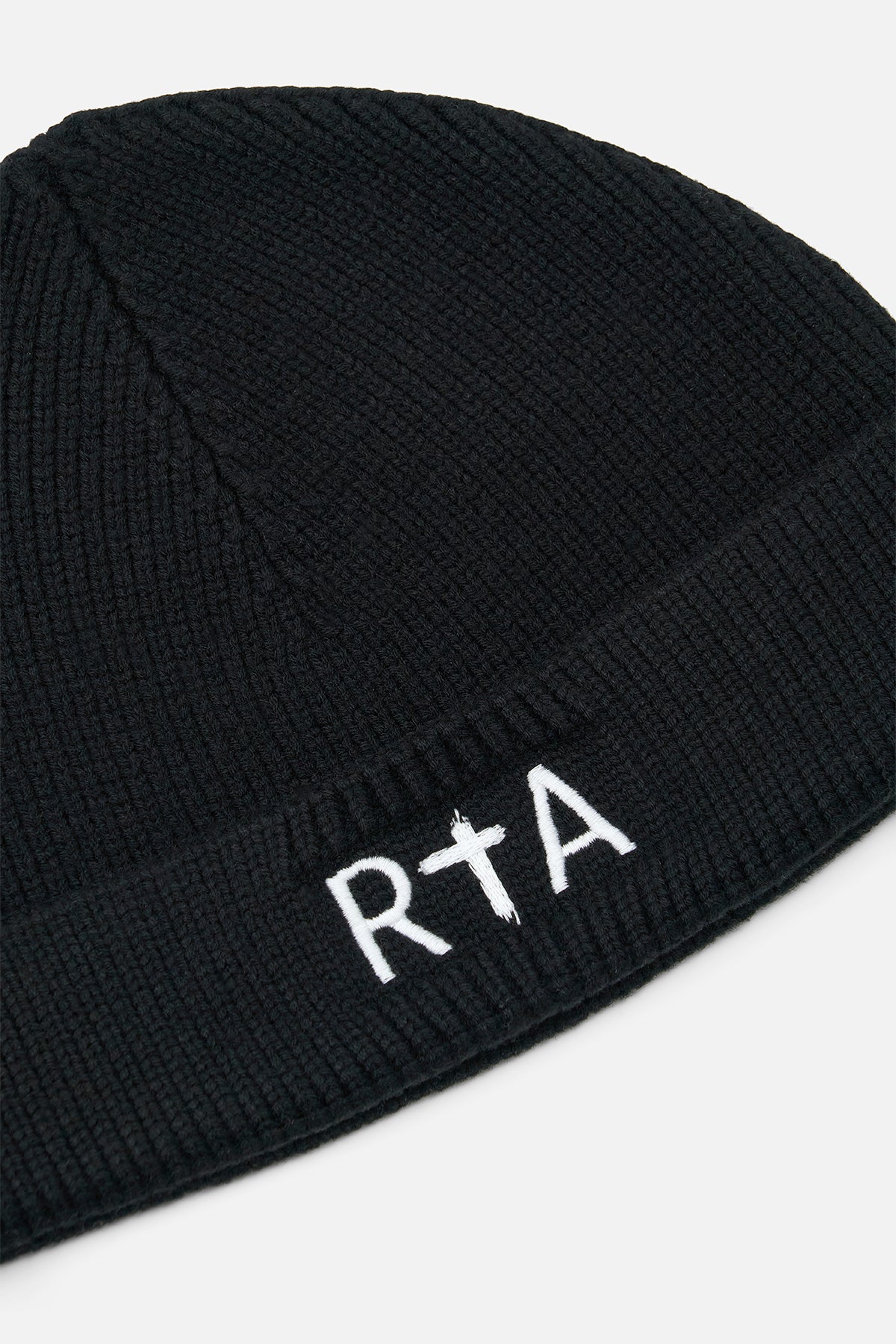 ZION BEANIE | BLACK