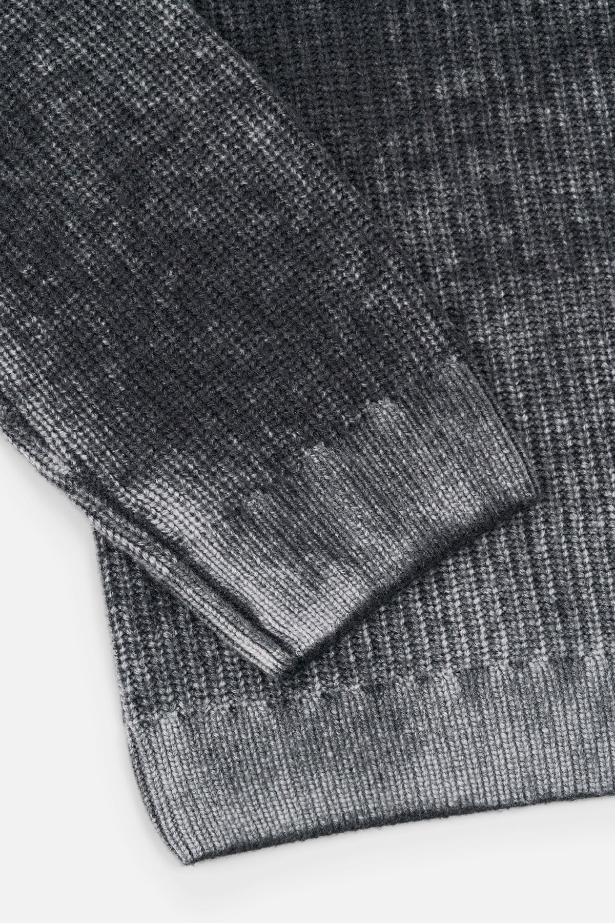 ETHAN SWEATER | BLACK GLITCH RTA