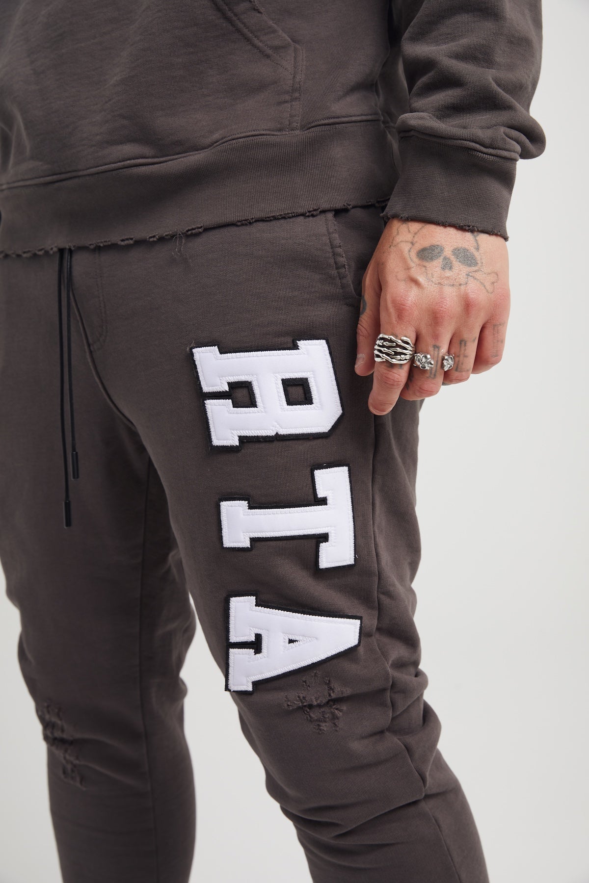 OWEN SWEATPANT | CHARCOAL COLLEGIATE
