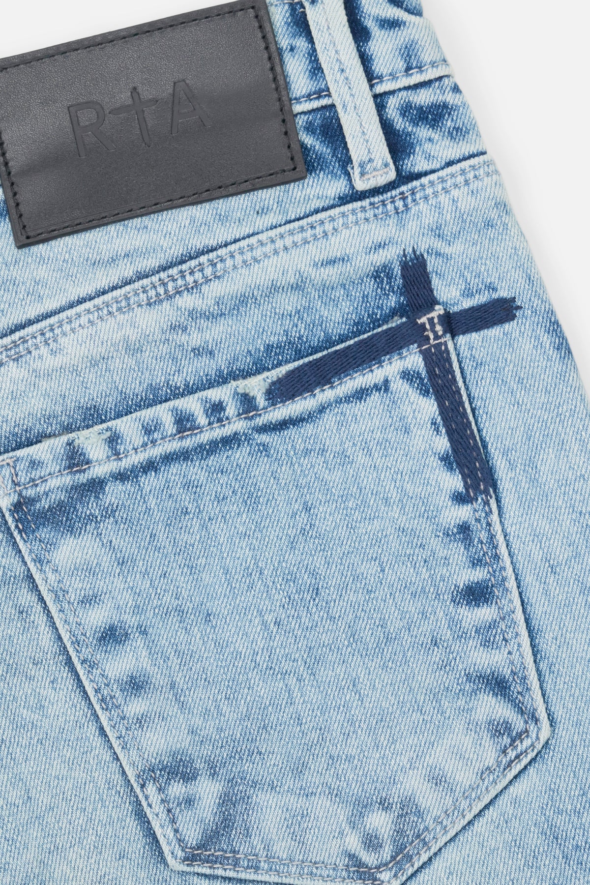 DENIS JEAN | DISTRESSED VINTAGE LIGHT BLUE