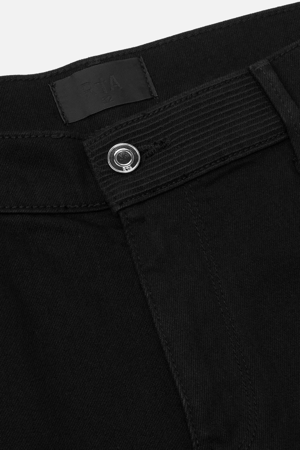 BRYANT SKINNY JEAN | BLACK CROSS