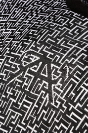 SILK JACQUARD TEE | BLACK LOGO MAZE