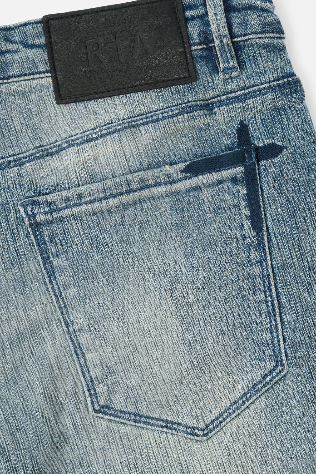 BRYANT SKINNY JEAN | MID BLUE LOGO