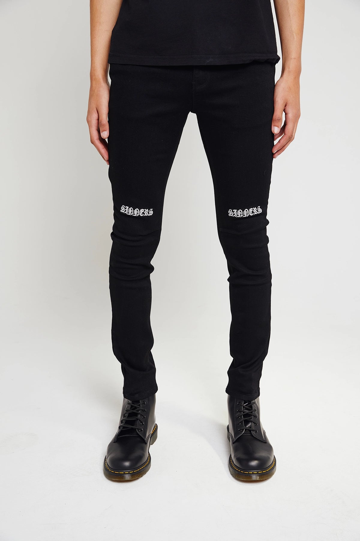 Find the Men's RTA Bryant Jeans at the Memorial Day Sale Find the Men's RTA Bryant Jeans at the Memorial Day Sale
