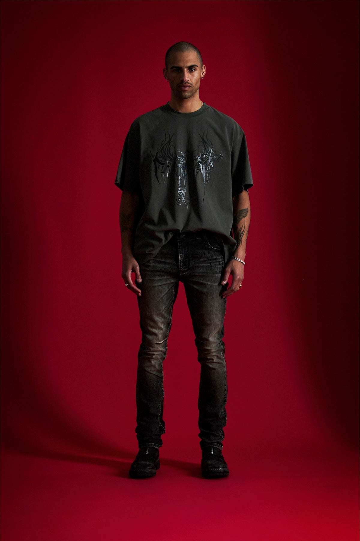 COLIN OVERSIZED SHORT SLEEVE TEE | OLIVE CYBER SIGILISM