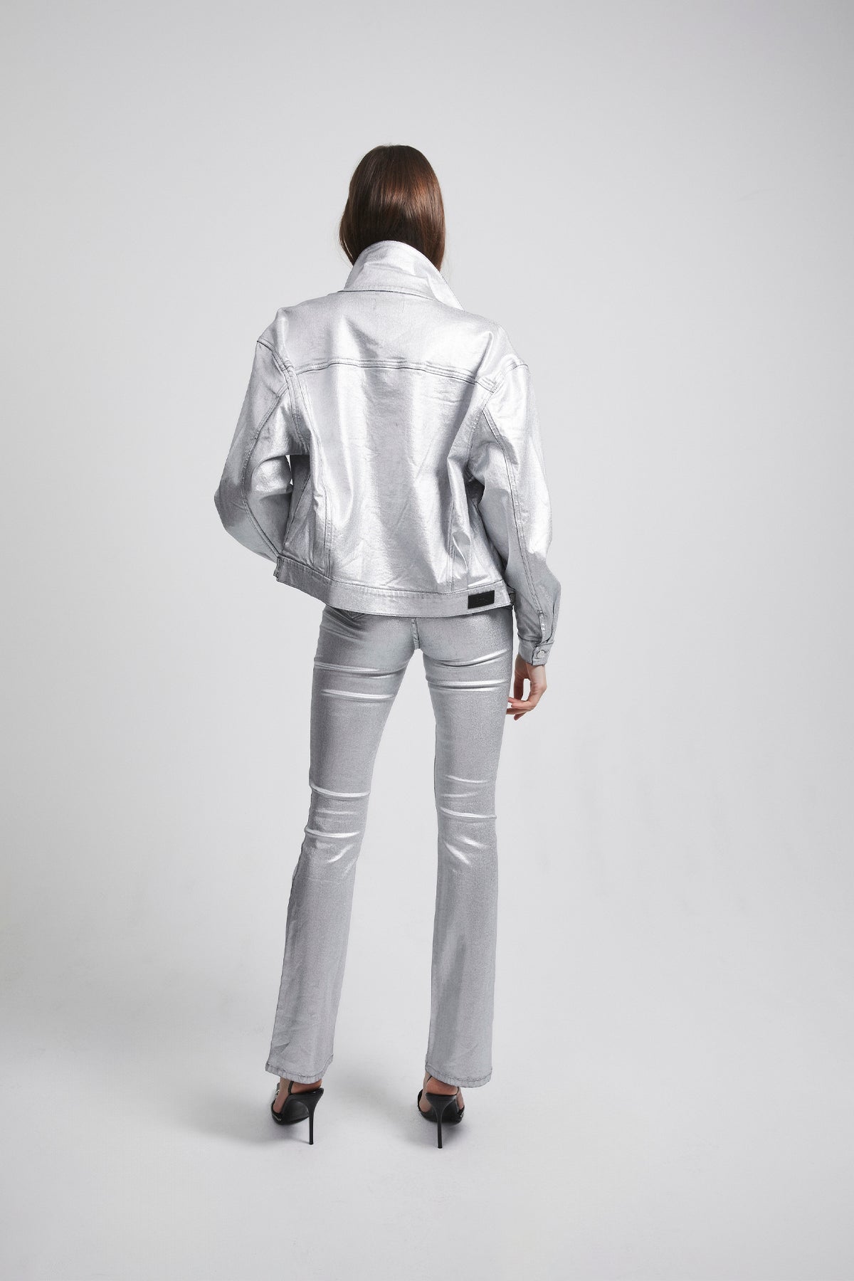 ODETTE SKINNY BOOTCUT JEAN | METALLIC SILVER