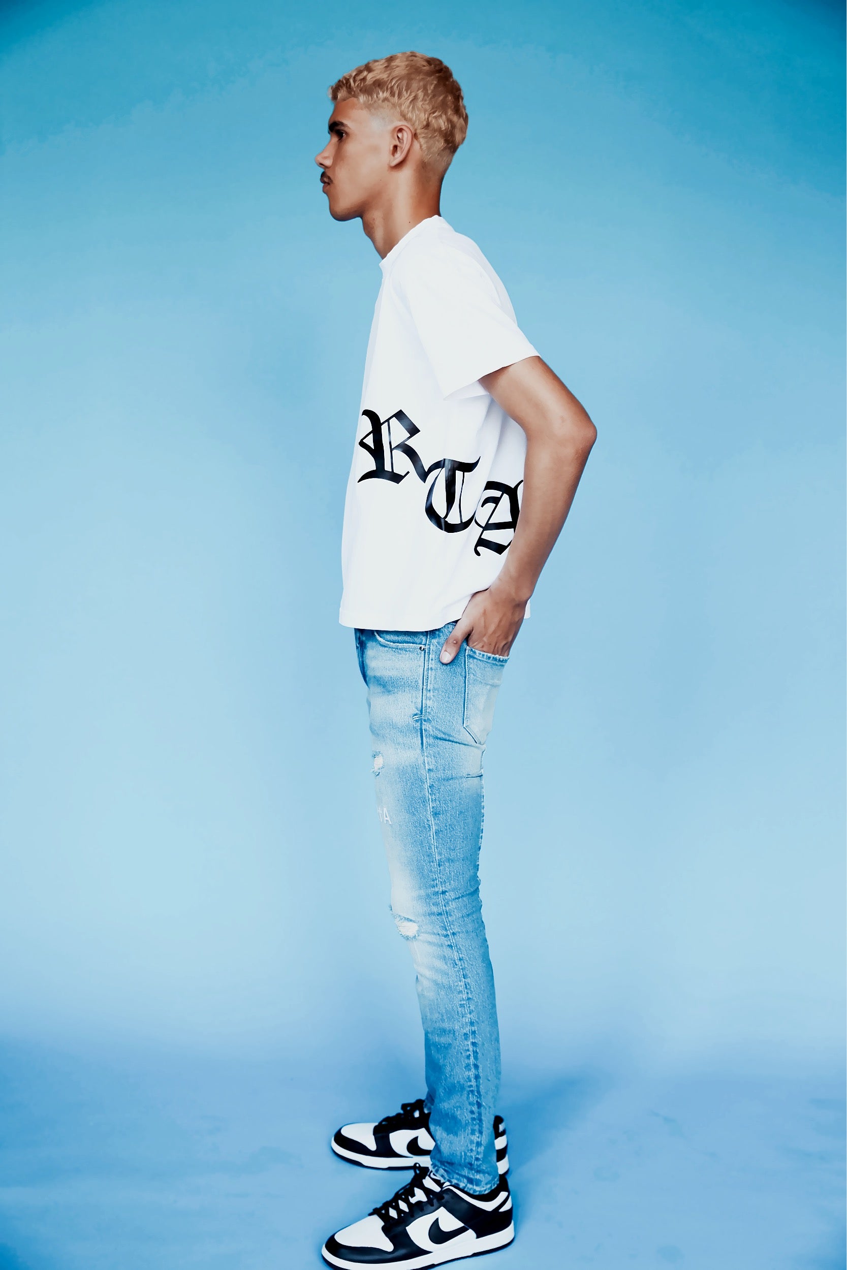 COLT TEE | WHITE BLACK WRAP AROUND