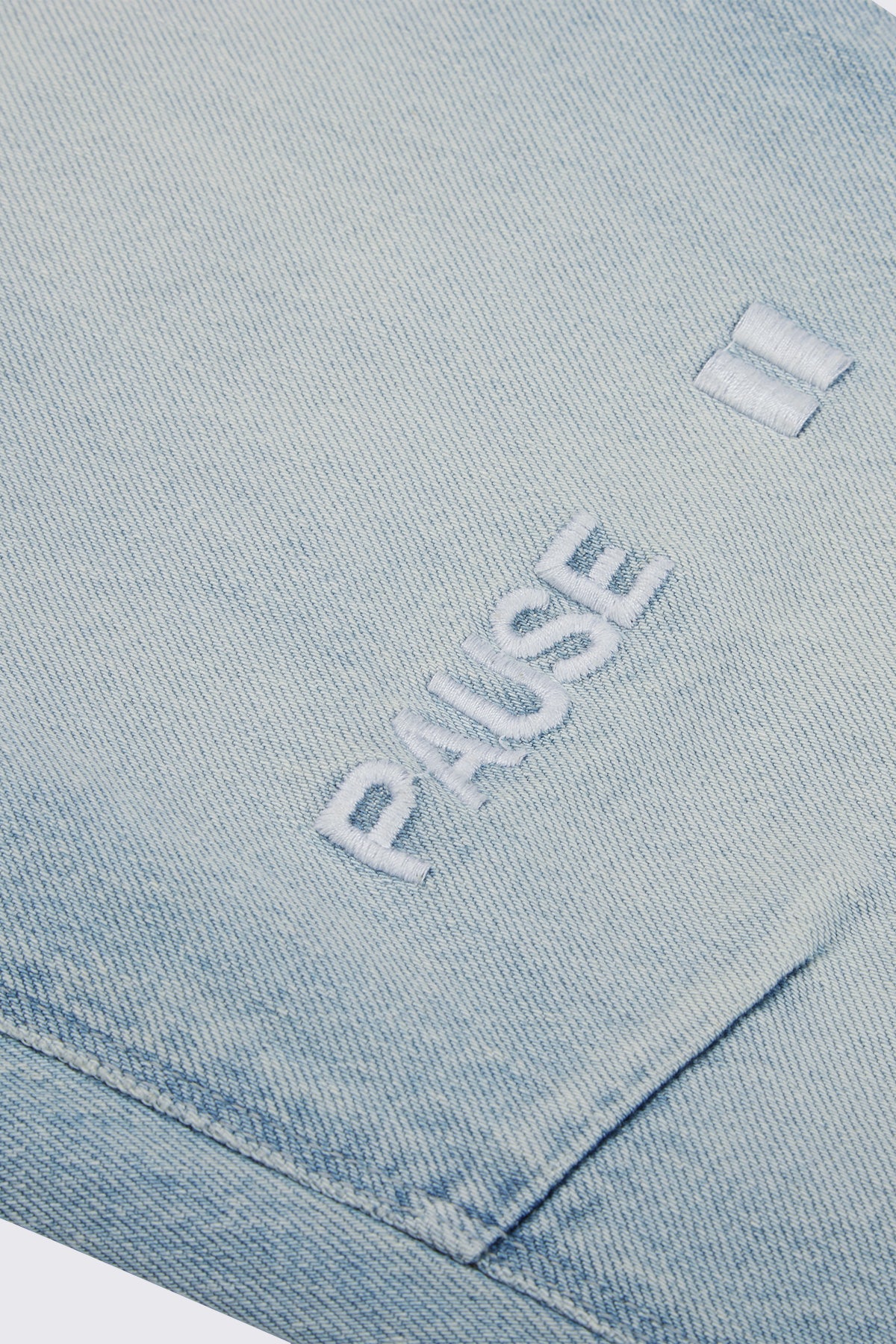 Pause & Play light blue jean